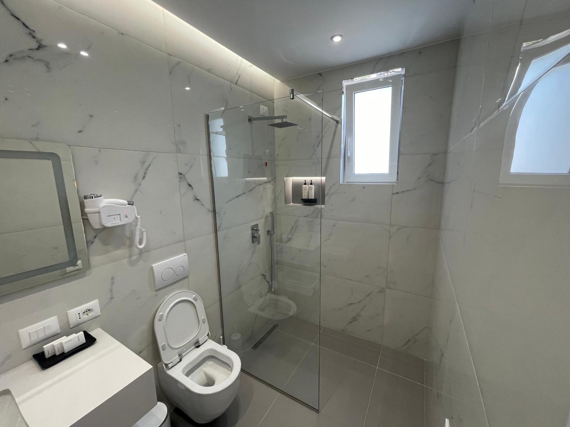 Hotell Seaside Vlorë